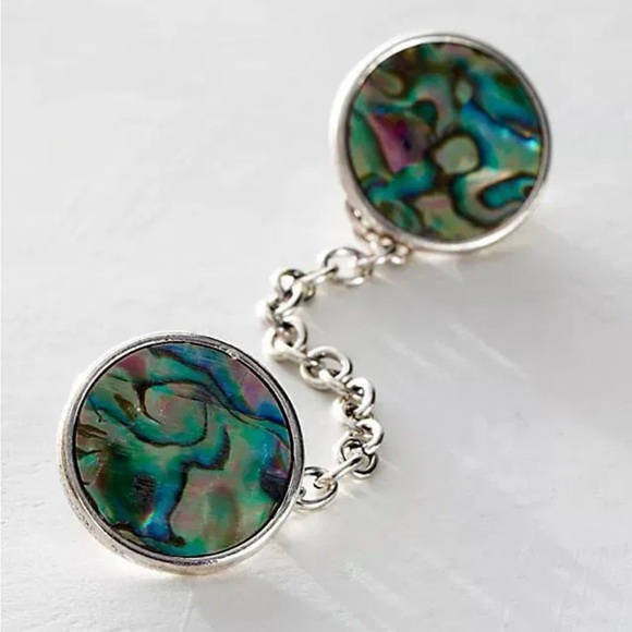 Free People Jewelry - FREE PEOPLE Seeing Double Pin